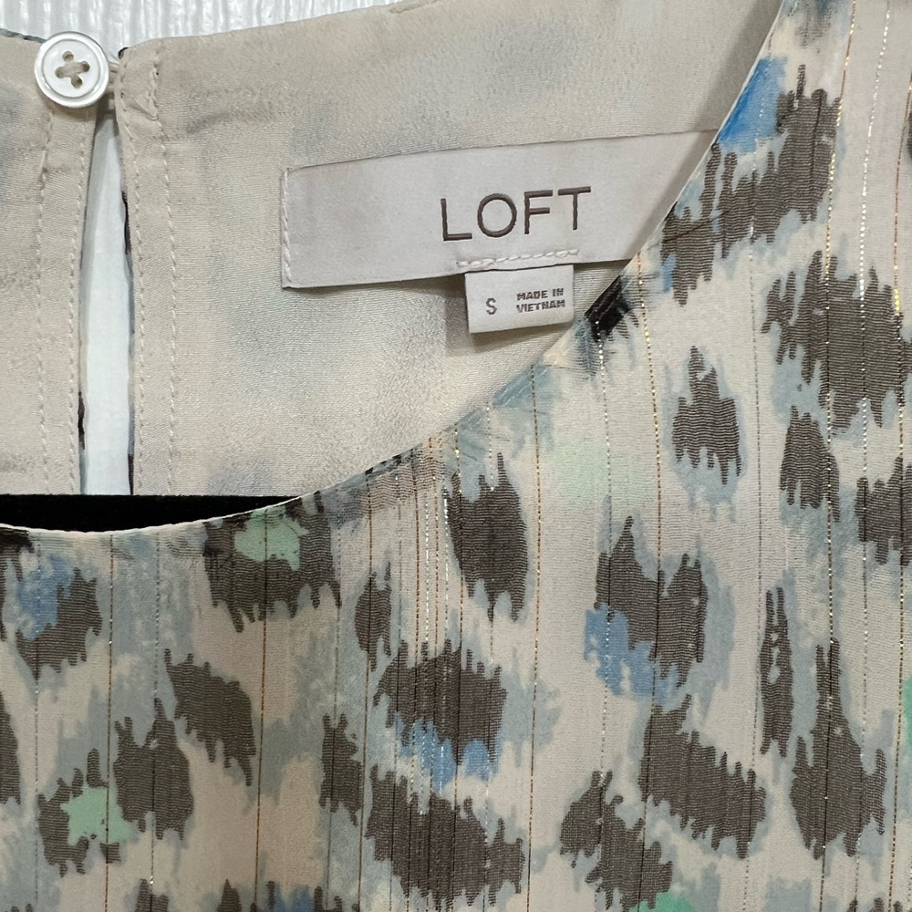 Loft dress - Picture 2 of 3
